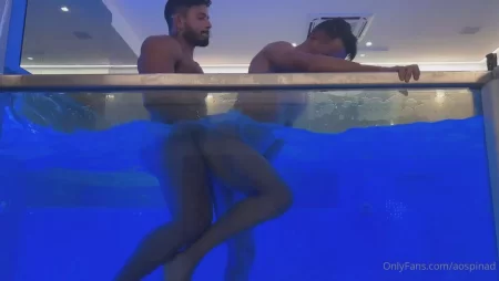 Alejo Ospina Fuck In Sauna