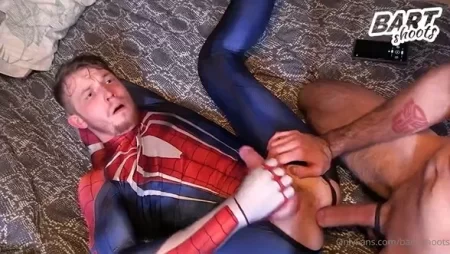 Bart Shoots fucks Daan