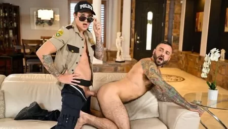 Jayden Marcos, Drew Valentino – Protect & Service The Wrong Package