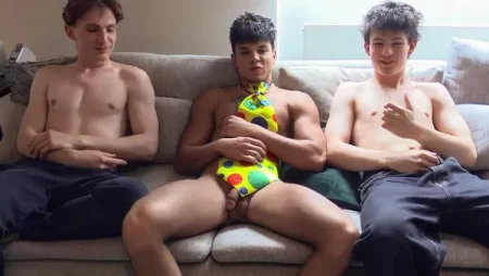 Denny, Ondrej, Adonis King, Filip – Czech Hunter 4some Bang